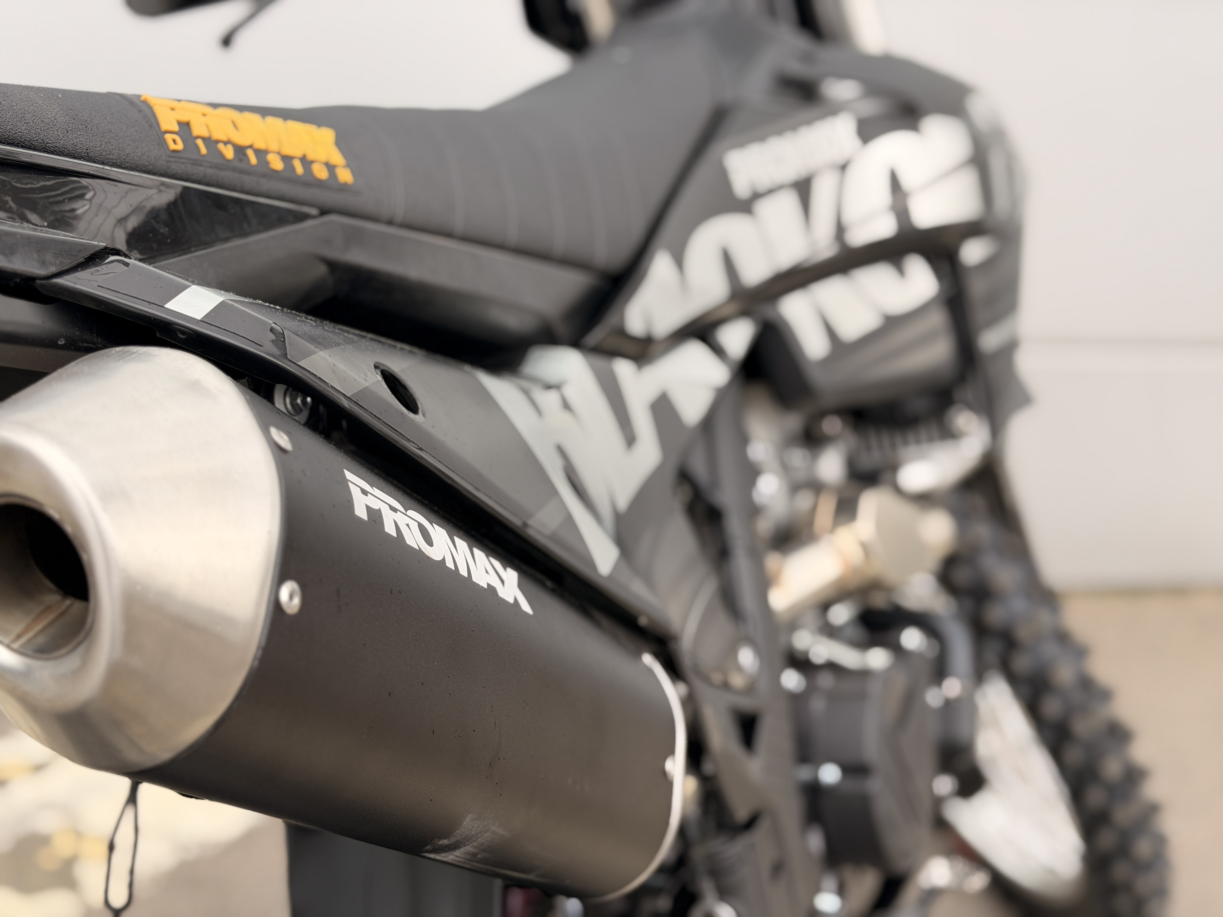 Кроссовый мотоцикл PROMAX BLACKOUT YBS300 MX