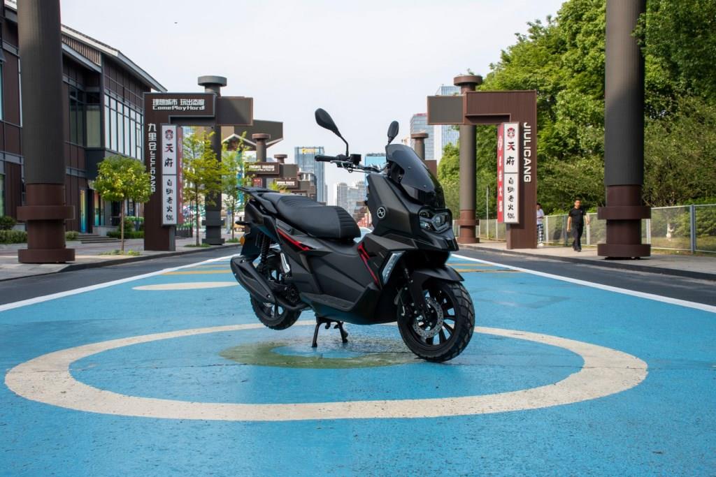 Скутер PROMAX BMW C250X
