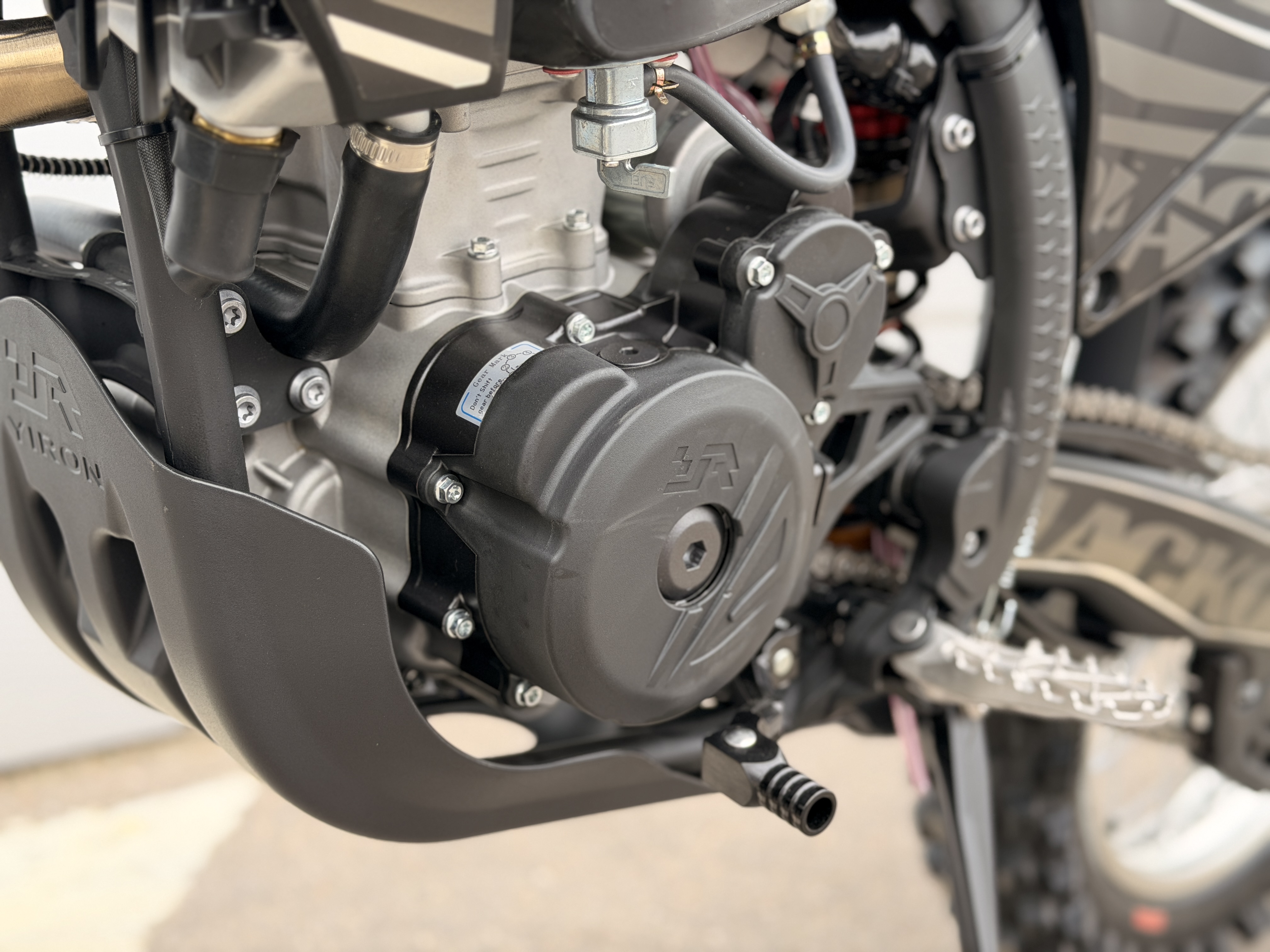 Кроссовый мотоцикл PROMAX BLACKOUT YBS300 MX