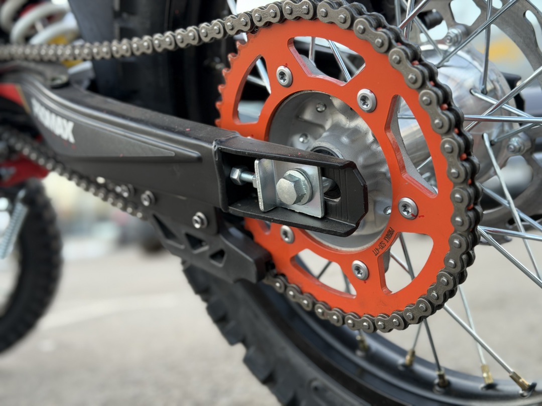 Кроссовый мотоцикл (эндуро) PROMAX BERNAUT 400