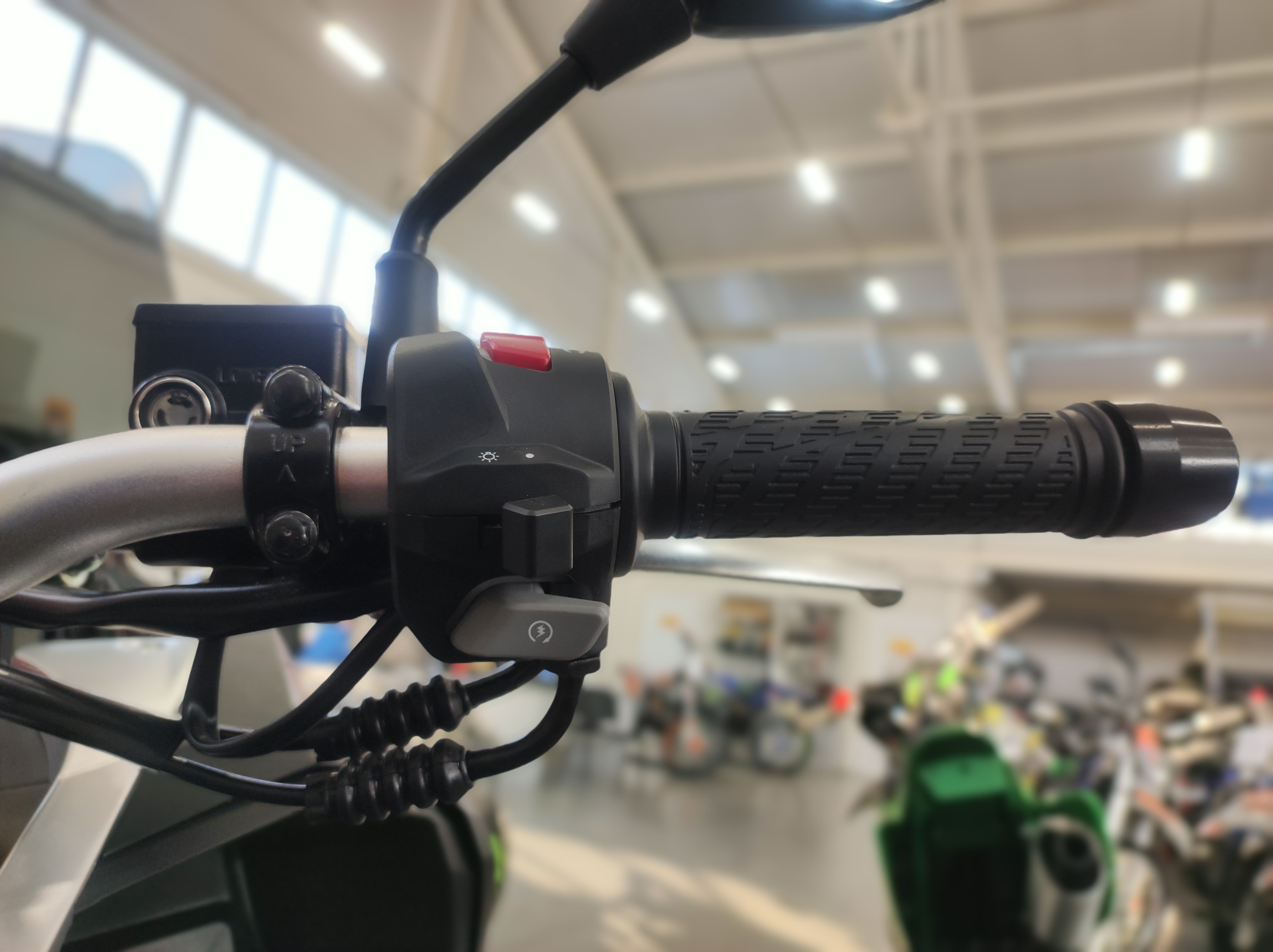 МаксиСкутер PROMAX-HONDA ADV 250(49) (Inspired by HONDA)
